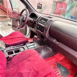 نيسان نافارا